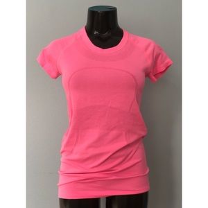 Lululemon swiftly tech shirt